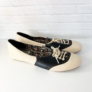 Bettie Page Saddle Shoes 50s Halle Oxford Flats Nude and Black Size 9 Pin Up
